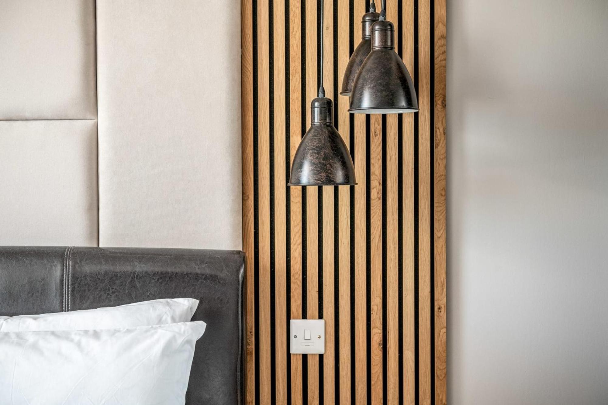 Canary Wharf Retreat With Free Secure Parking 伦敦 外观 照片