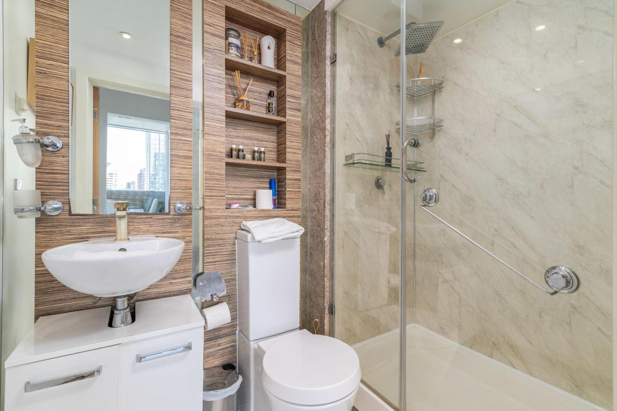 Canary Wharf Retreat With Free Secure Parking 伦敦 外观 照片